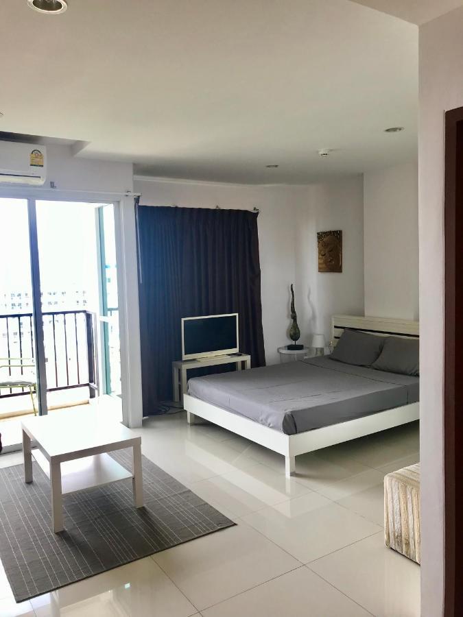 Diamond Suite Pattaya Extérieur photo