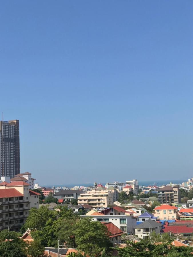 Diamond Suite Pattaya Extérieur photo