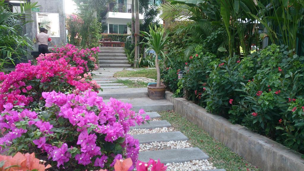 Diamond Suite Pattaya Extérieur photo
