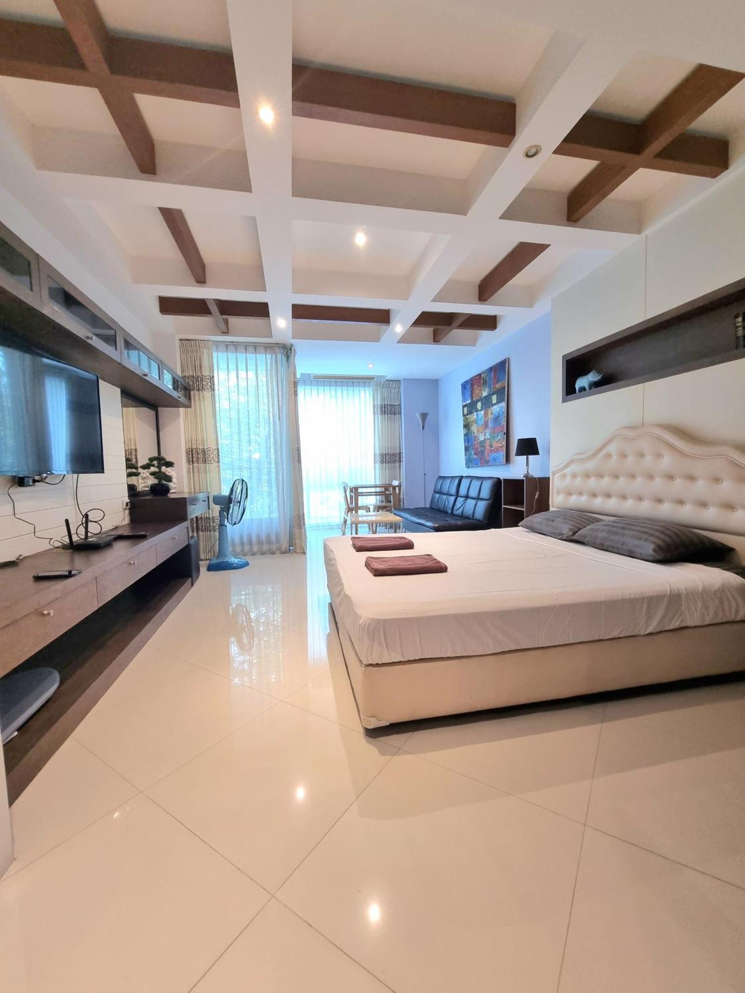 Diamond Suite Pattaya Extérieur photo