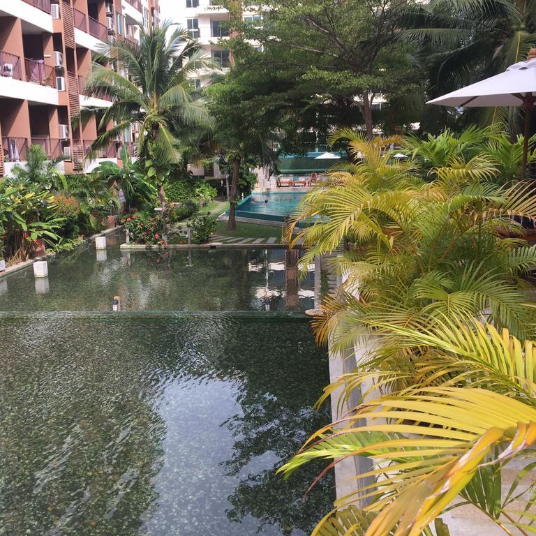 Diamond Suite Pattaya Extérieur photo