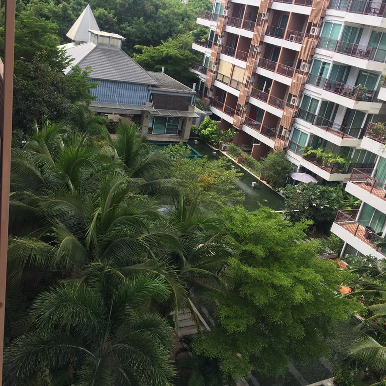 Diamond Suite Pattaya Extérieur photo