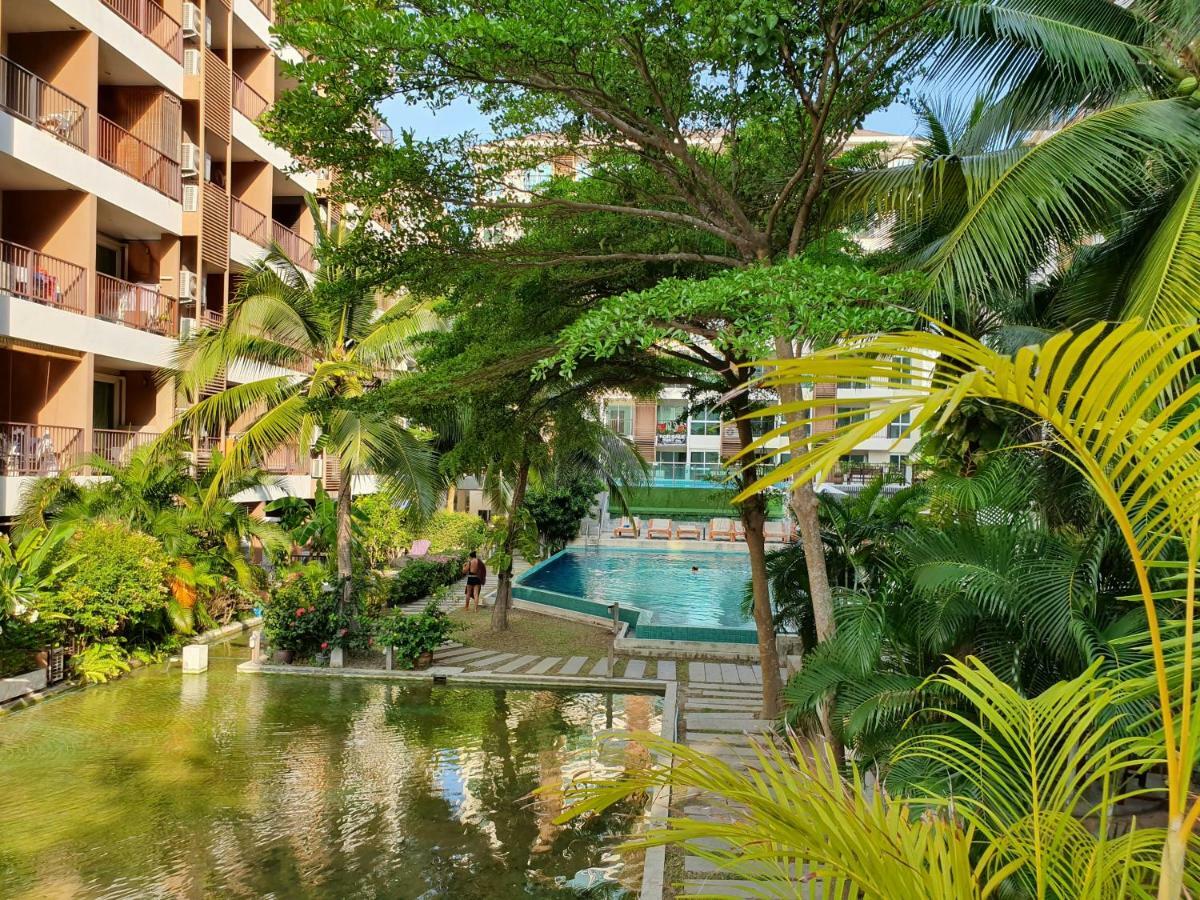 Diamond Suite Pattaya Extérieur photo