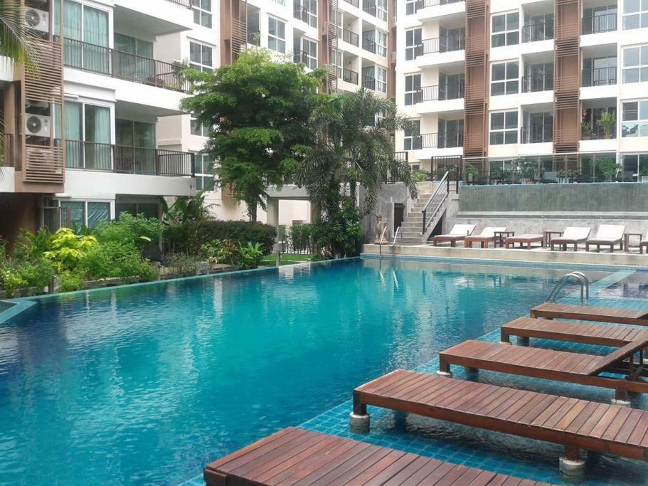 Diamond Suite Pattaya Extérieur photo